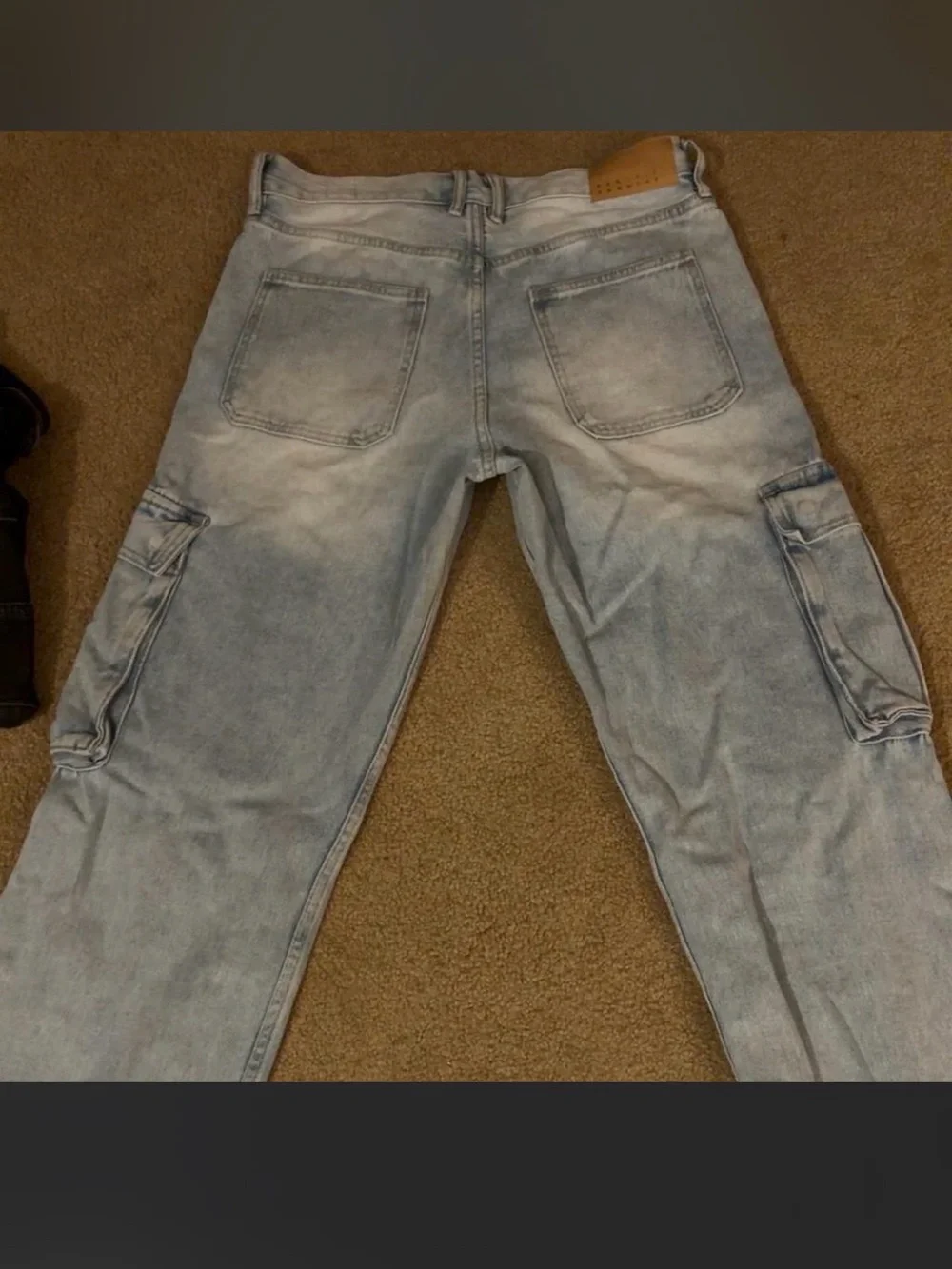 American Eagle Outfitters Light Wash Straight Cargo Jeans - Pale Blue